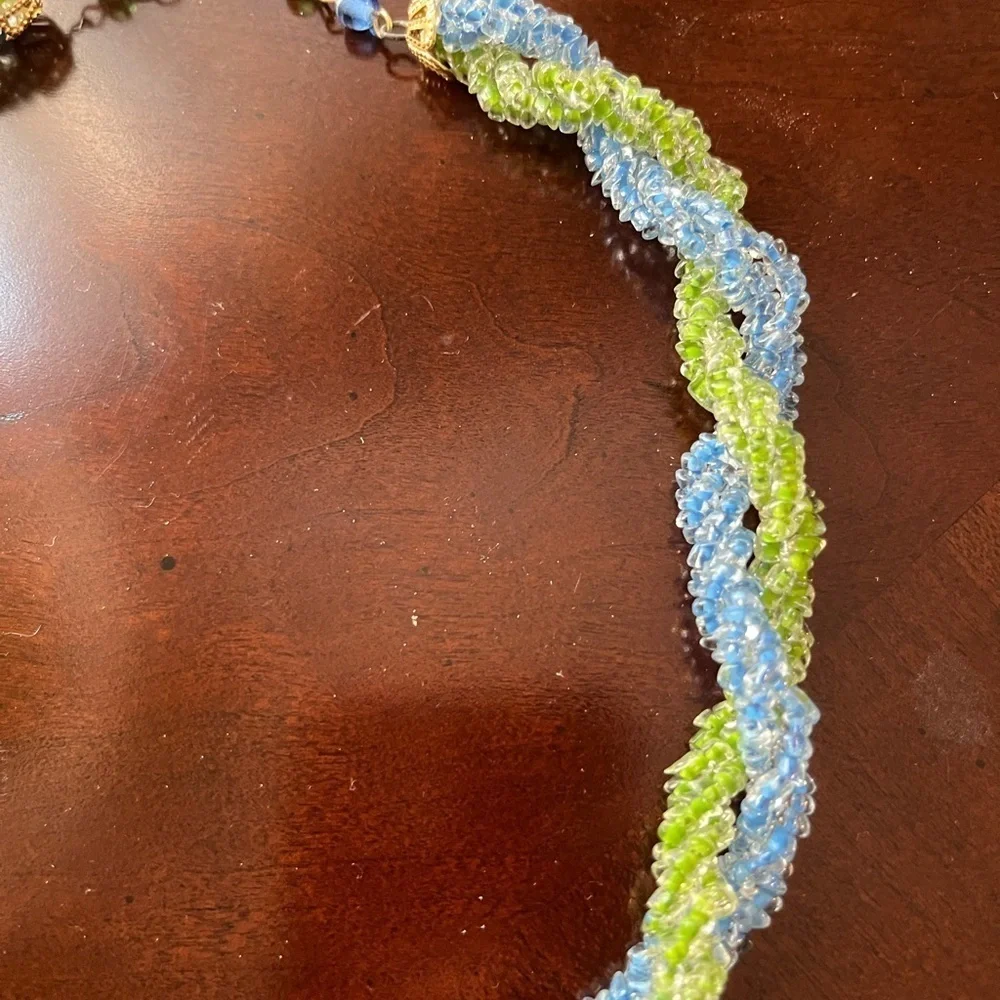 Blue & green beaded vintage necklace
